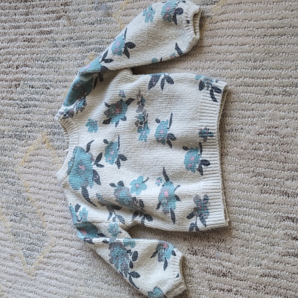 4/$20 Zara Knitwear Cozy Sweater